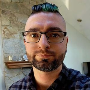 Meet your Posher, Cory